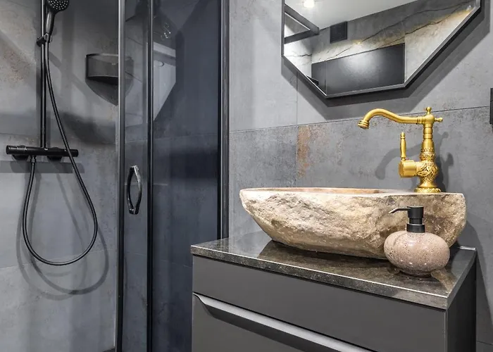 Swidnicka Deluxe * Wroclaw