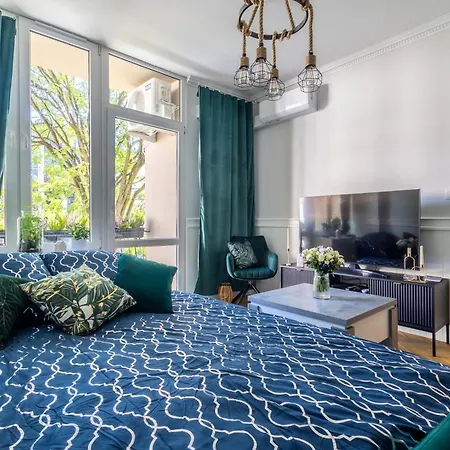 świdnicka Deluxe * Vratislav